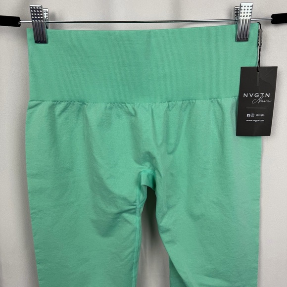NVGTN NWT Bright Teal Green Seamless Leggings - Size Medium - Picture 5 of 11